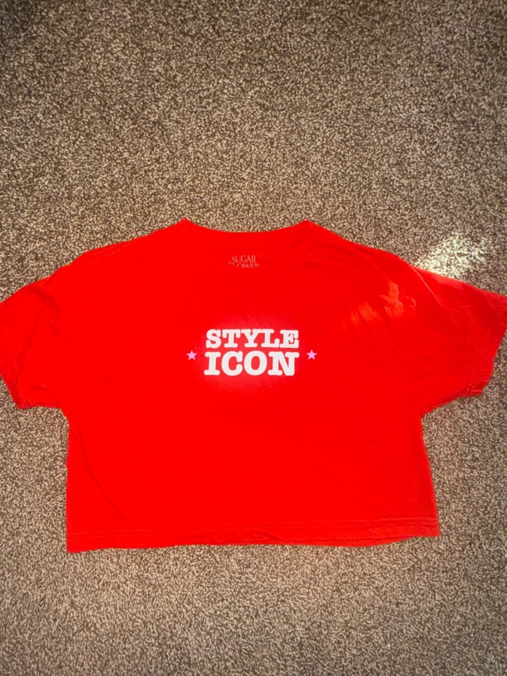 Sugar Flower “Style Icon” Red Graphic Tee Women’s Medium